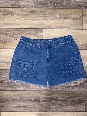 Blue Denim Cargo Pocket Shorts with Elastic Waist and Raw Hem